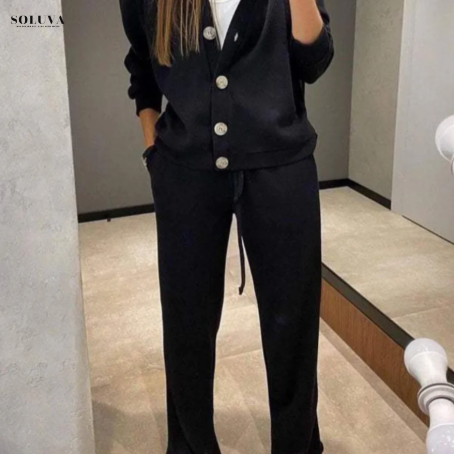 Ava - Fluweelzachte Knitset