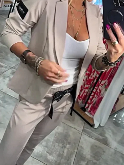 Clara - Elegante Casual Set